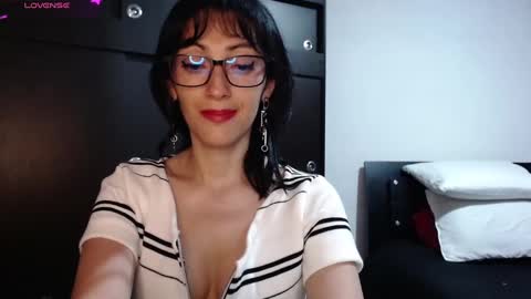 alice mossa online show from February 2025 12:59:02 AM