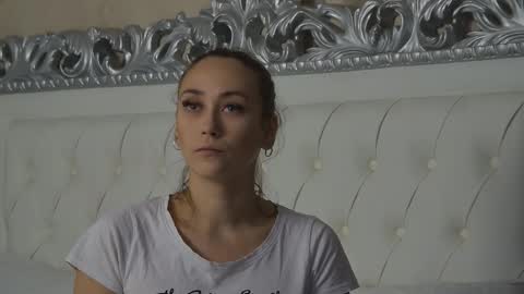 AliceMunro online show from September 2025 04:12:01 PM