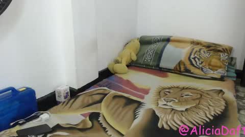 Snapshot of alice_psilocybe_sabina420 chatting on May 2026 07:18:01 PM Alicia Aldara online show from May 2026 07:18:01 PM