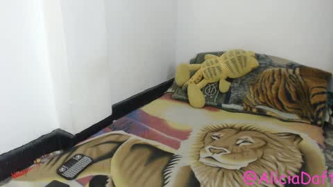 Snapshot of alice_psilocybe_sabina420 chatting on May 2026 08:28:02 PM Alicia Aldara online show from May 2026 08:28:02 PM