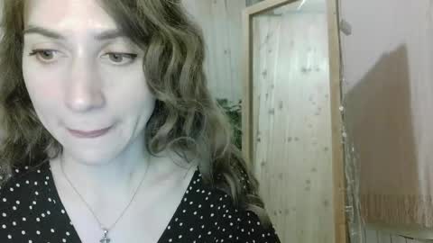 Snapshot of alice_sincere chatting on May 2026 09:20:01 PM Alice Love you all online show from May 2026 09:20:01 PM