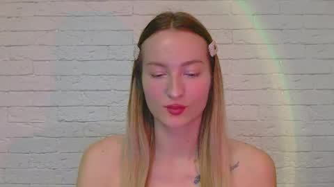 Alice online show from November 2025 03:33:02 PM