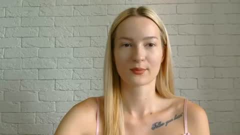Snapshot of alice_sweet_01 chatting on July 2026 08:05:02 AM Alice online show from July 2026 08:05:02 AM