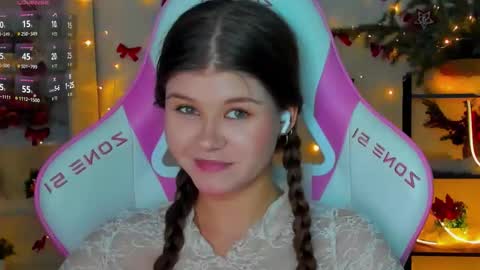 Alice online show from December 2025 04:37:02 PM