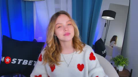 Alice  online show from December 2024 05:15:01 PM