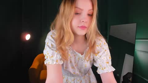 Alice  online show from February 2025 02:55:02 PM