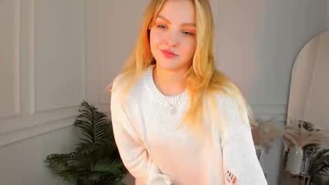 Alice  online show from November 2025 01:55:02 PM