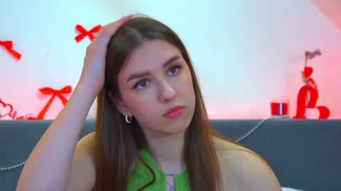 Snapshot of aliceatkin chatting on July 2026 06:44:02 AM Alice online show from July 2026 06:44:02 AM