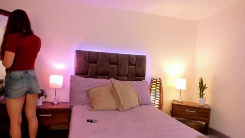 Alice Cullen online show from October 2025 01:09:01 PM