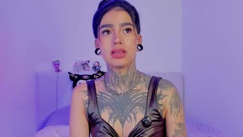 Alice  online show from October 2025 05:55:01 PM