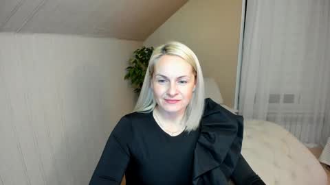 Alicee online show from December 2024 07:00:02 PM
