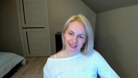 Alicee online show from February 2025 09:10:01 PM