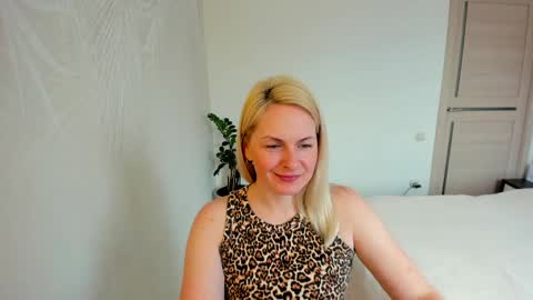 Alicee online show from March 2026 07:47:02 AM