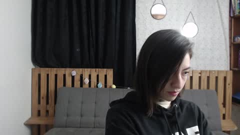 alicee_logan_ online show from December 2024 01:45:01 AM