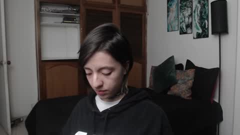 alicee_logan_ online show from December 2025 01:46:02 AM