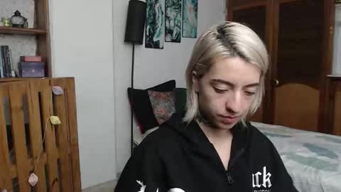 alicee_logan_ online show from March 2026 02:28:02 AM