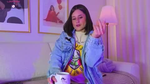 Aleja  online show from March 2026 03:11:01 PM