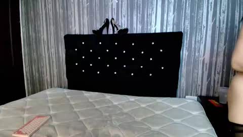 alicee_moonn online show from February 2026 08:07:02 PM