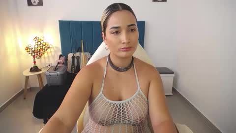 Alicia    1000 PM - 600 AM COLOMBIAN TIME online show from September 2025 08:43:01 PM