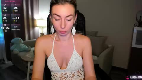 Snapshot of aliceevan chatting on February 2026 01:48:01 AM Daniella online show from February 2026 01:48:01 AM