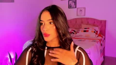 Snapshot of alicekiing_ chatting on October 2025 03:04:01 AM ALICEKIING online show from October 2025 03:04:01 AM