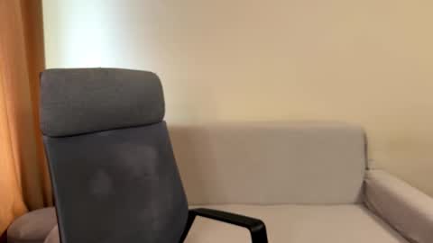 alicekollt online show from October 2025 08:21:01 AM