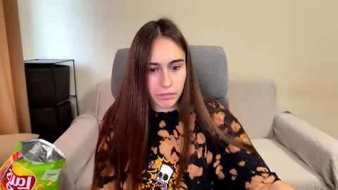 alicekollt online show from November 2025 10:26:01 AM