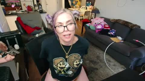 Snapshot of aliceliddell710 chatting on May 2026 01:24:01 AM Alice Liddell online show from May 2026 01:24:01 AM