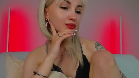 Snapshot of alicemonro chatting on June 2026 01:22:01 AM alicemonro online show from June 2026 01:22:01 AM