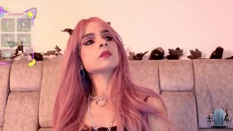 alicenoir_ online show from February 2026 11:19:02 PM