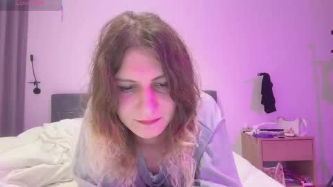 AlicePinkhead online show from December 2025 05:24:02 AM