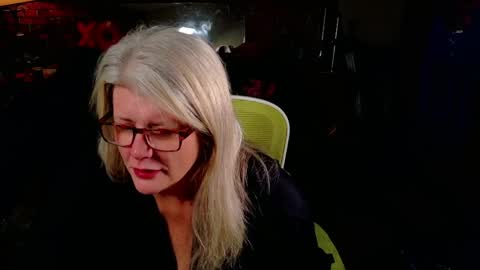 Alices Curiosity online show from April 2026 04:23:01 PM