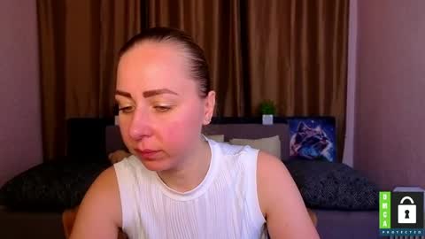 Snapshot of alicewonderkiss chatting on April 2026 11:30:02 AM Alice online show from April 2026 11:30:02 AM