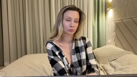 Alice online show from January 2025 10:39:01 PM