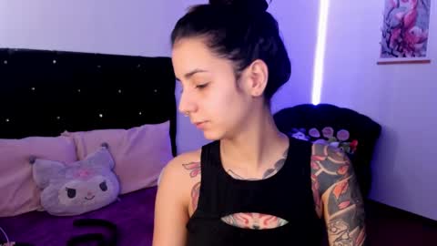 Alice online show from December 2024 07:00:02 PM