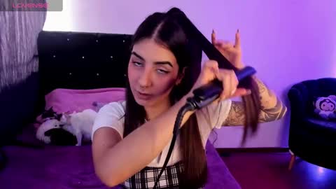 Alice online show from December 2024 09:43:01 PM