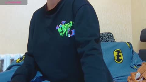 AliceWoolfy online show from October 2025 09:02:01 PM