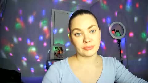 AlicexFresh online show from February 2026 11:48:01 AM