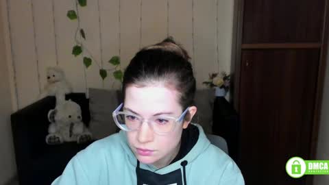 Alicia online show from February 2025 12:26:02 PM