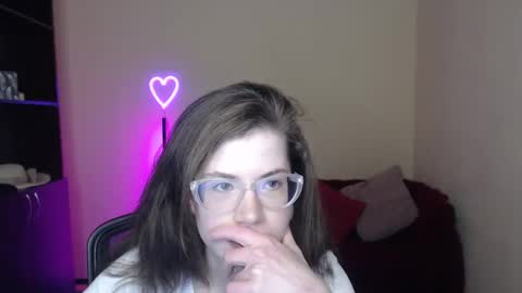 Alicia online show from February 2025 12:39:01 PM