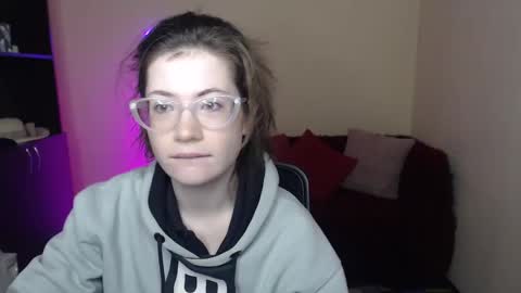 Alicia online show from February 2025 06:22:01 AM