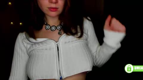 Alicia online show from February 2025 12:36:01 PM