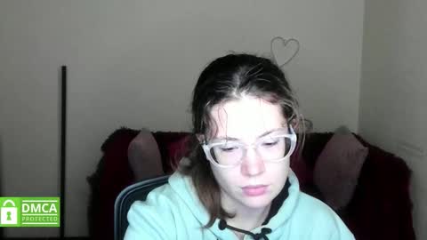 Alicia online show from October 2025 12:09:02 PM