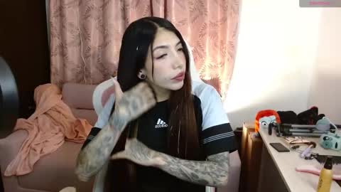 Snapshot of alicia_key_ chatting on September 2025 03:19:02 AM ALICIA online show from September 2025 03:19:02 AM