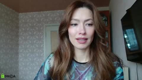 Alicia online show from September 2025 05:51:01 AM