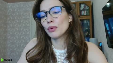 Alicia online show from February 2026 04:28:02 AM