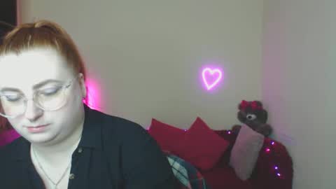 Alicia online show from February 2026 06:22:02 AM