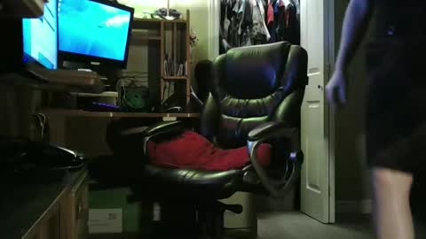 Alicia deHart  Help me reach 1000 Followers. Its FREE online show from January 2026 07:57:02 AM