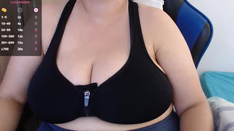 Snapshot of aliciaking_ chatting on September 2025 07:47:01 PM of  online show from September 2025 07:47:01 PM