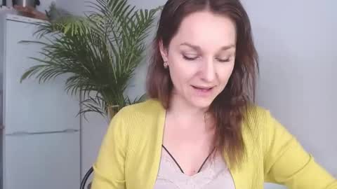 Alicia online show from January 2025 11:00:02 AM